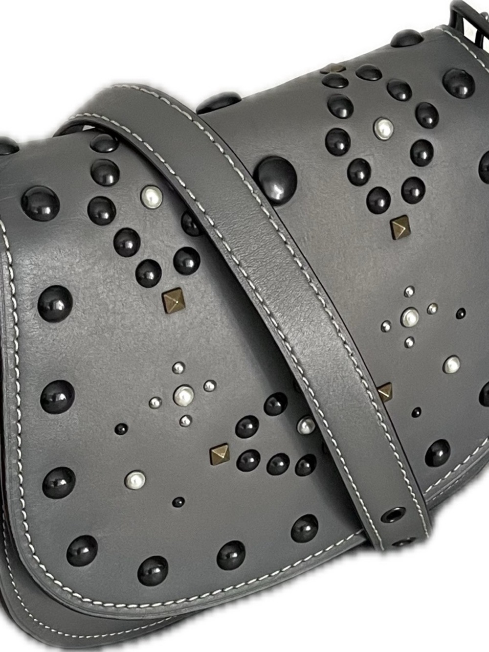 Coach 1941 Saddle 23 w/Western Rivets Glovetanned Leather Bag